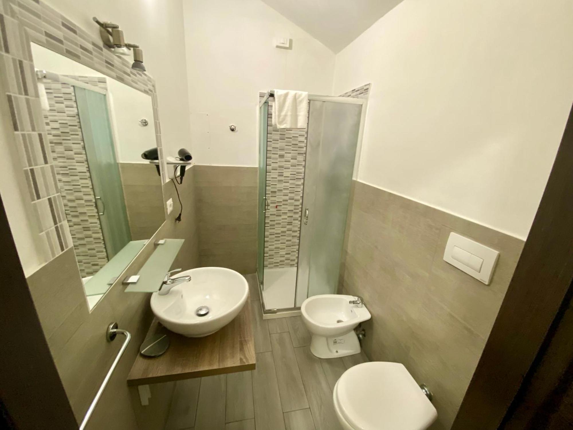 Guest House Minas Milano Eksteriør bilde
